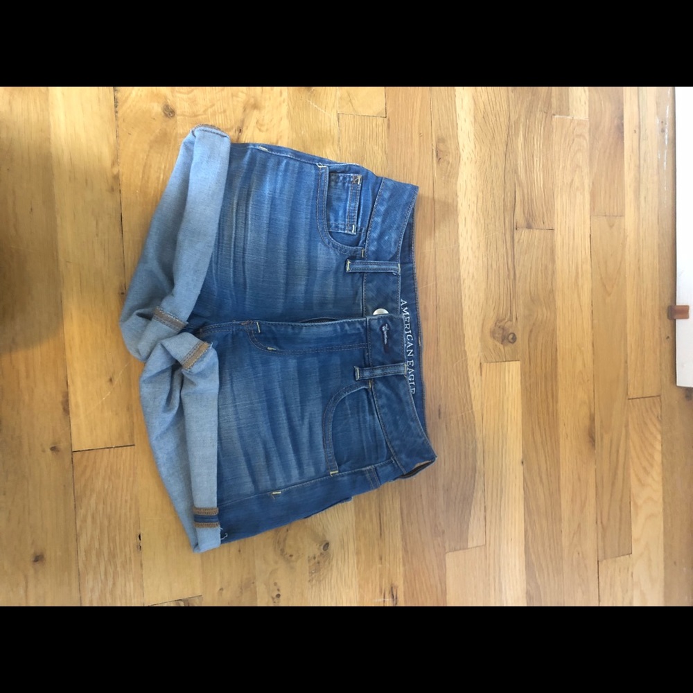 American Eagle High Waisted Shorts